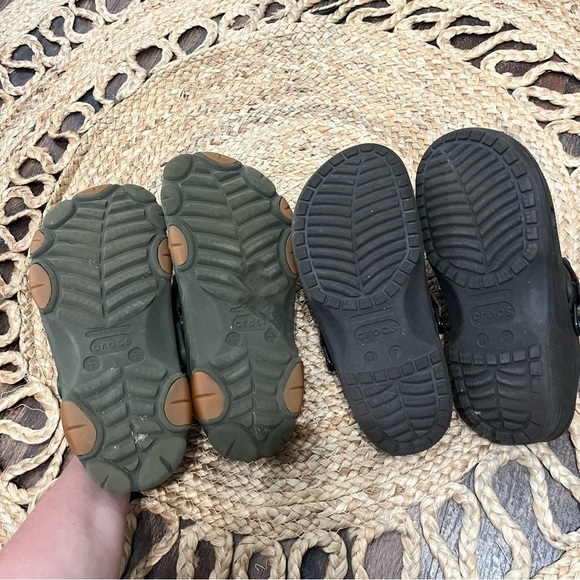 Lot Of Crocs All Terrain Mossy Oak Bottomland , Yukon Vista Suede Clogs M7 W9 - Picture 3 of 5